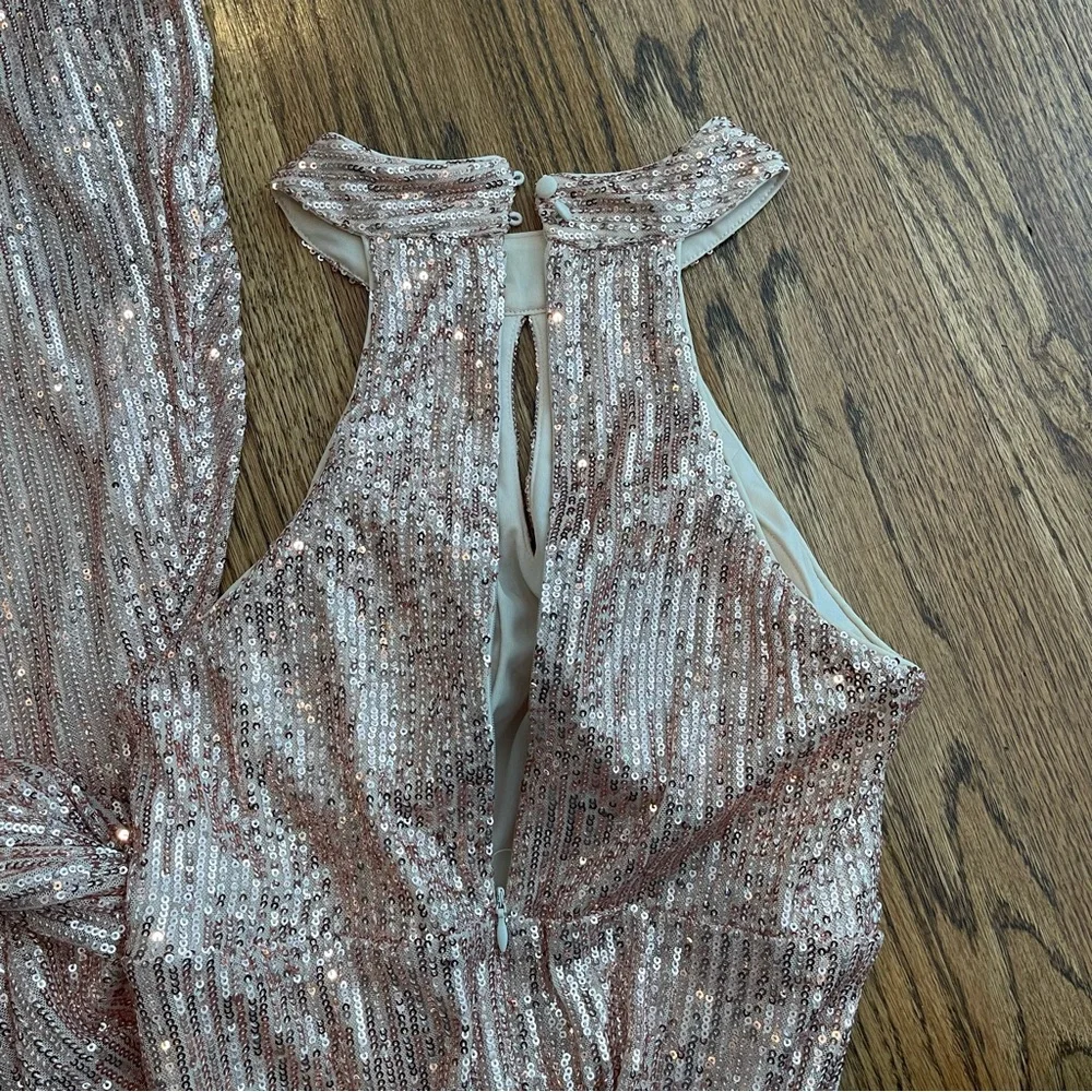 Aarfar Elegant Sequin Halter Dress - Picture 6 of 9